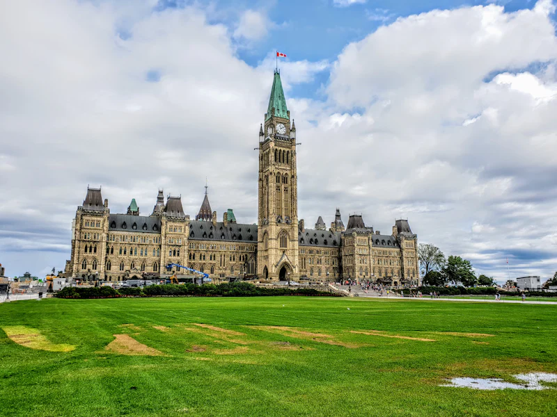 $5M threshold for ‘Buy Canadian’ federal procurement policy still too high, business group says